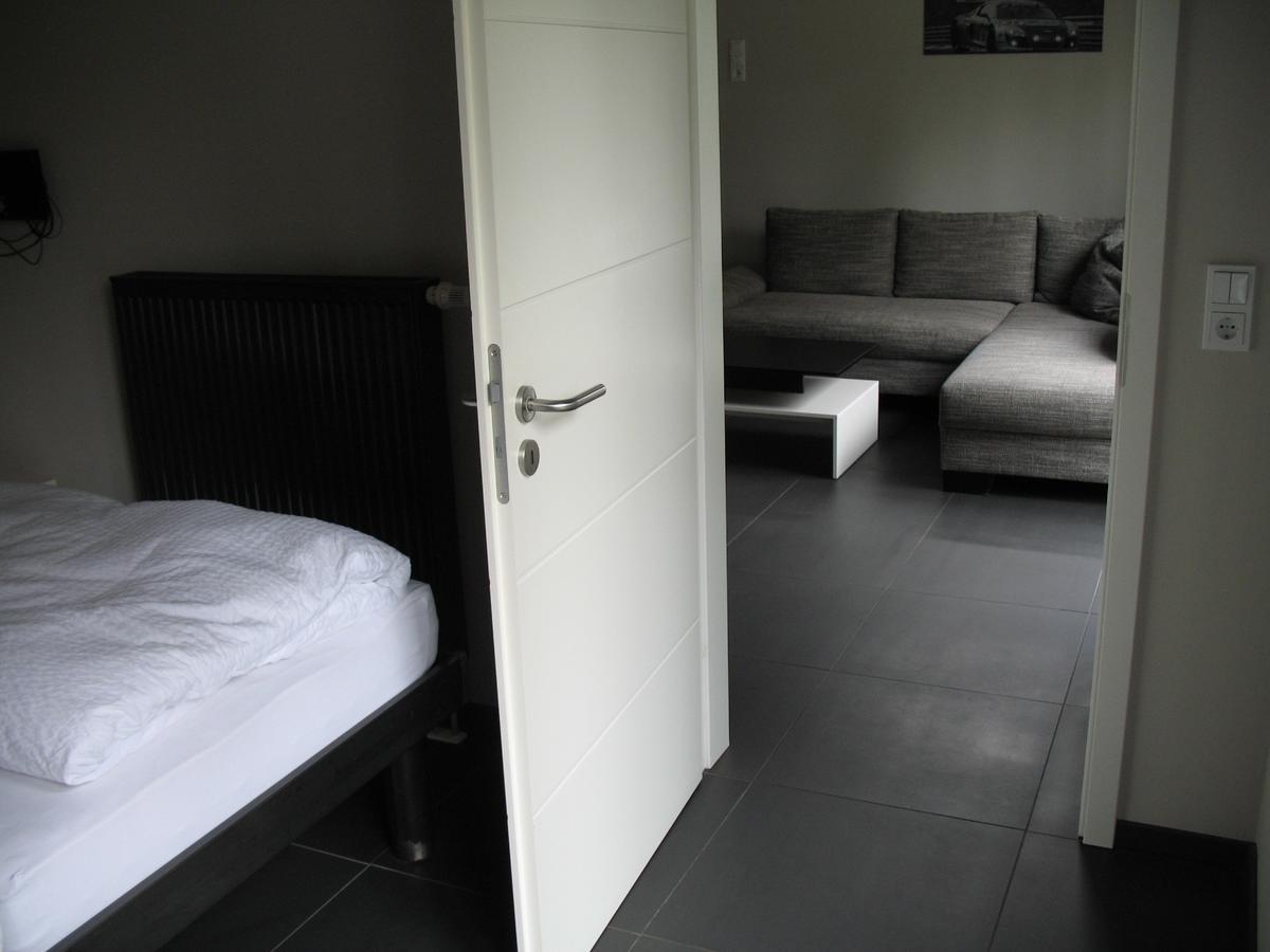 Ring-Race-Flats Appartements Аденау Екстериор снимка